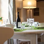 Bed & Breakfast Mas De La Rivoire Villevieille
