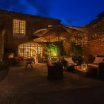 Bed & Breakfast Mas De La Rivoire 4*