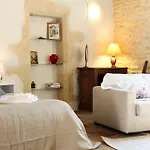Bed & Breakfast Mas De La Rivoire