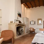 Mas De La Rivoire
