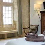 Mas De La Rivoire Bed & Breakfast 4*