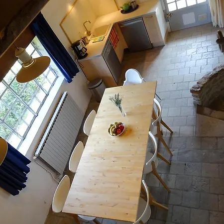 Mas De La Rivoire 4*