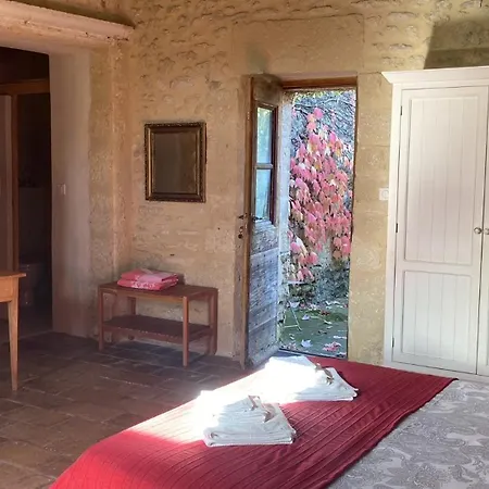 فندق مبيت وإفطار Mas De La Rivoire 4*