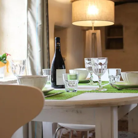 فندق مبيت وإفطار Mas De La Rivoire Villevieille