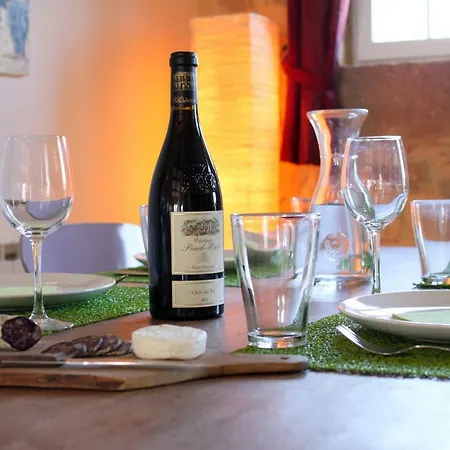 Bed & Breakfast Mas De La Rivoire 4*