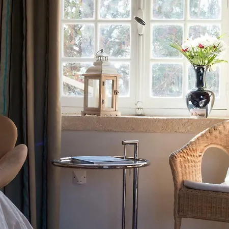 Mas De La Rivoire Bed & Breakfast