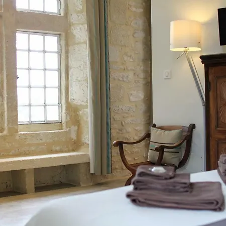 Mas De La Rivoire فندق مبيت وإفطار 4*